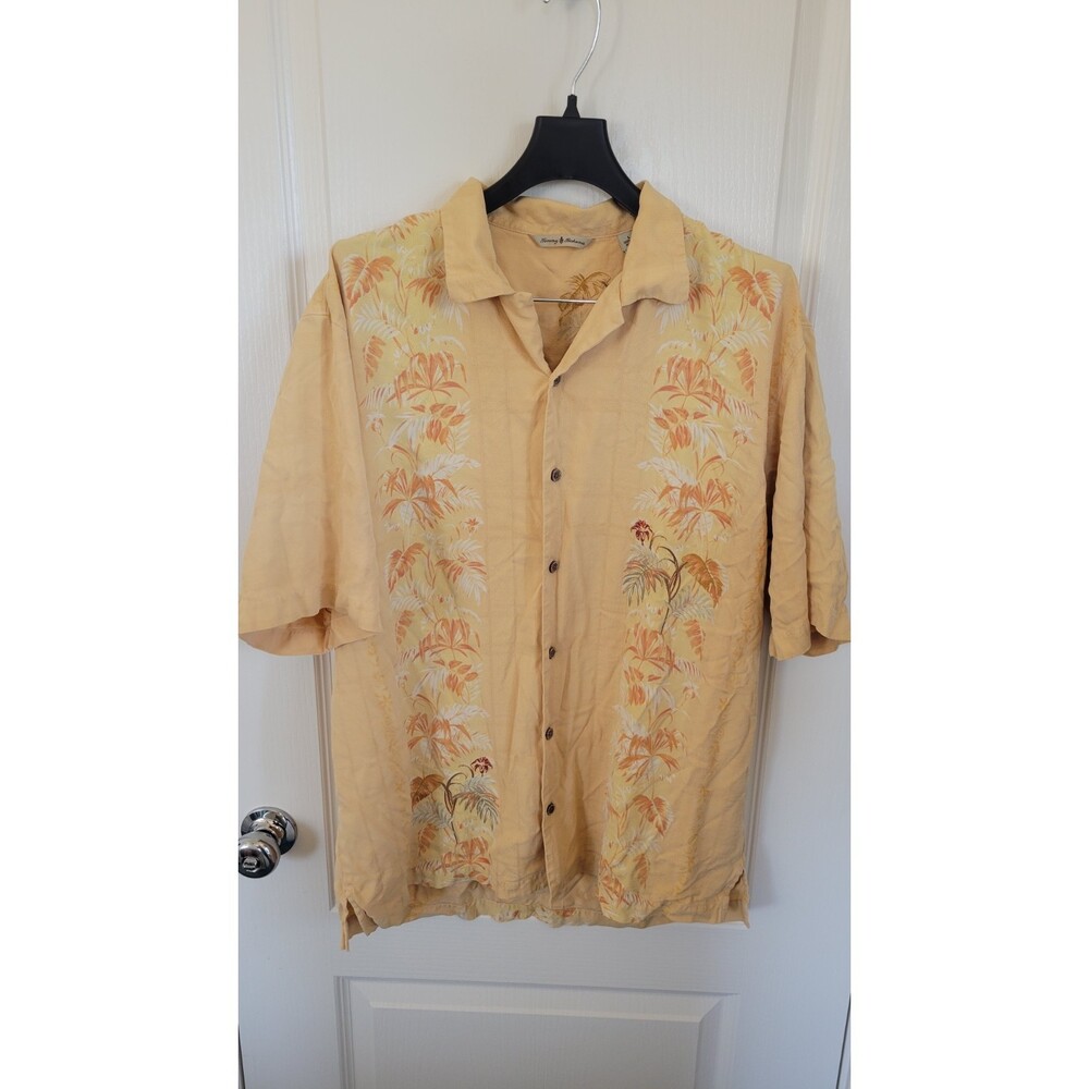 Men's 100% Silk Tommy Bahama Hawaiian Button Down Shirt